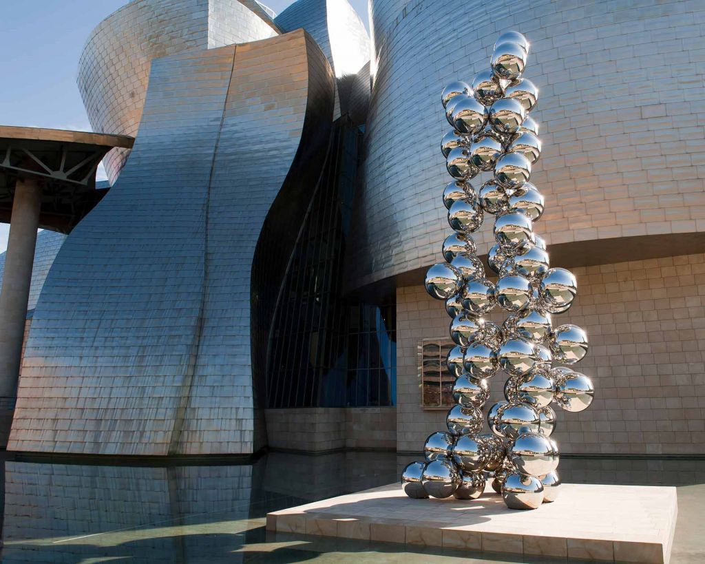 https://cms.guggenheim-bilbao.eus/uploads/2012/05/016Kapoor-A_Tall-Tree-and-The-Eye-2011_1-1024x819.jpg