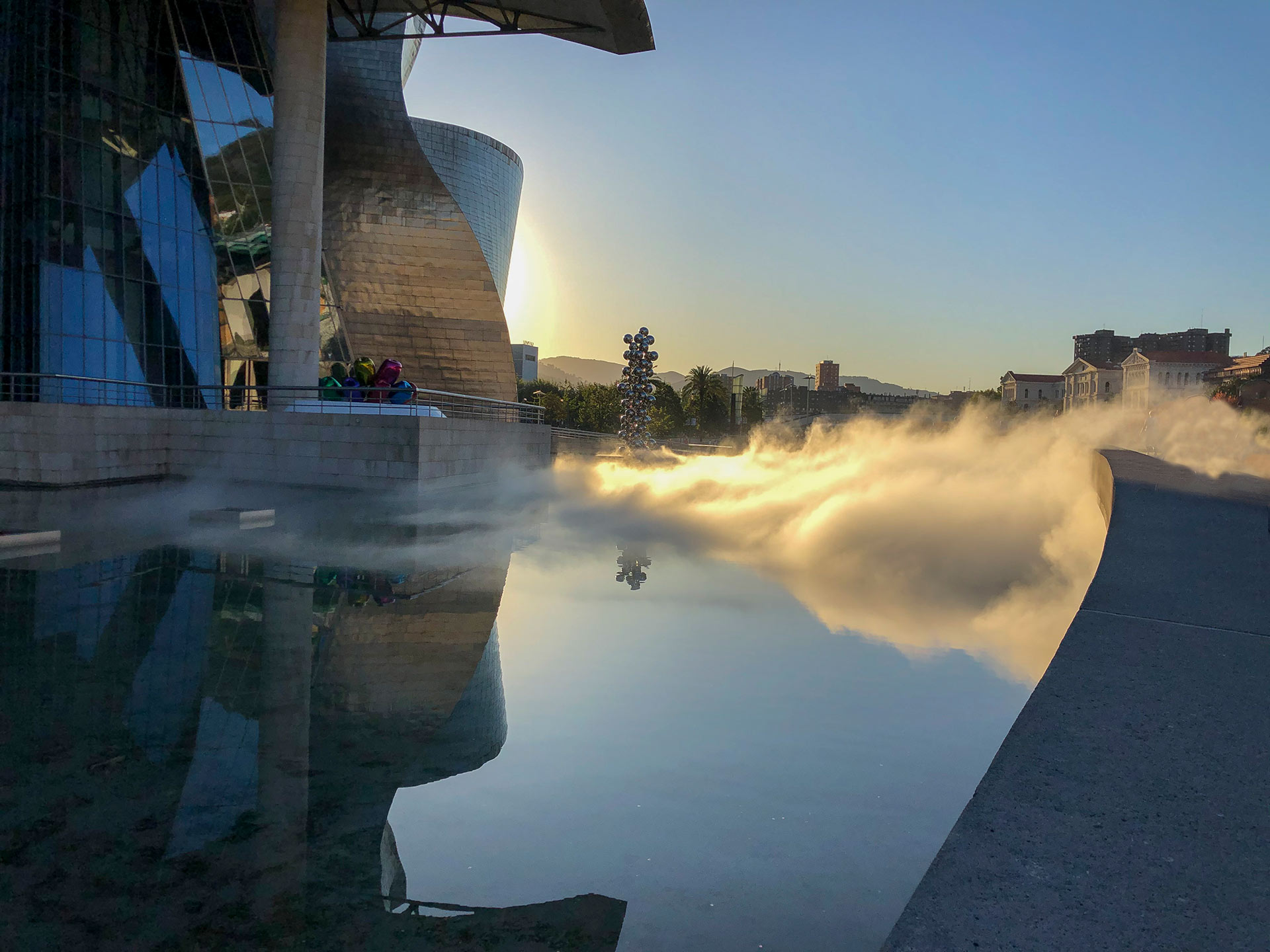 Fog sculpture #08025 (F.O.G.) | Fujiko Nakaya | Guggenheim Bilbao Museoa