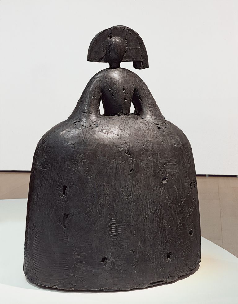 Mariana Erregina | Manolo Valdés | Guggenheim Bilbao Museoa