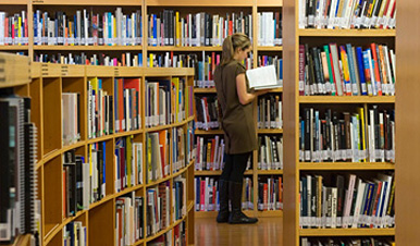 Biblioteca | Guggenheim Bilbao Museoa