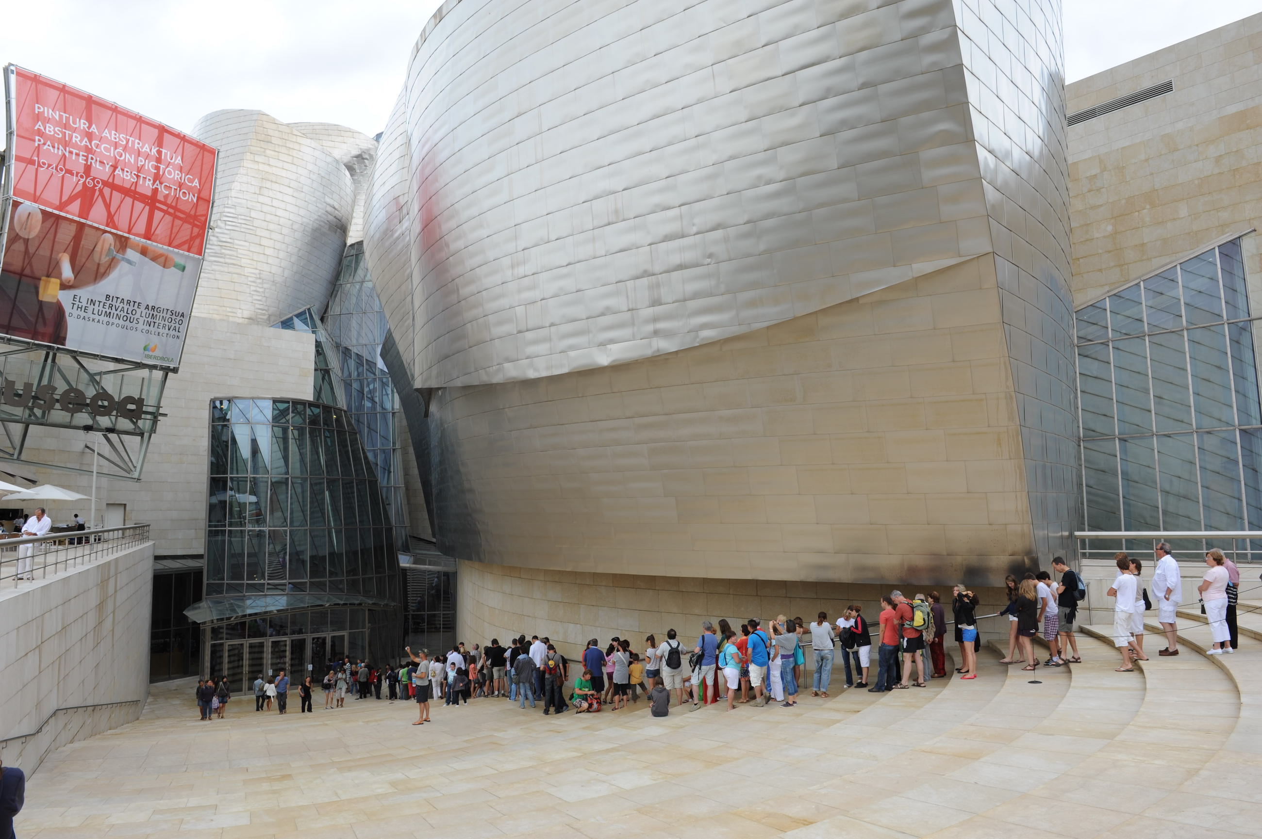 Cola visitantes (2011) | Guggenheim Bilbao Museoa