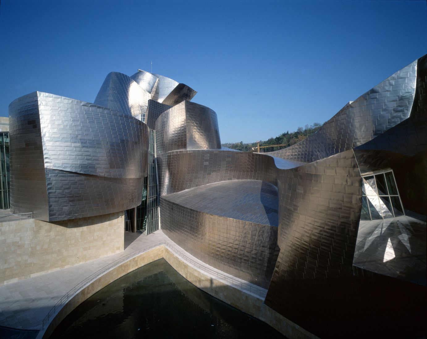 Integral Yoga [+15]  Guggenheim Museum Bilbao