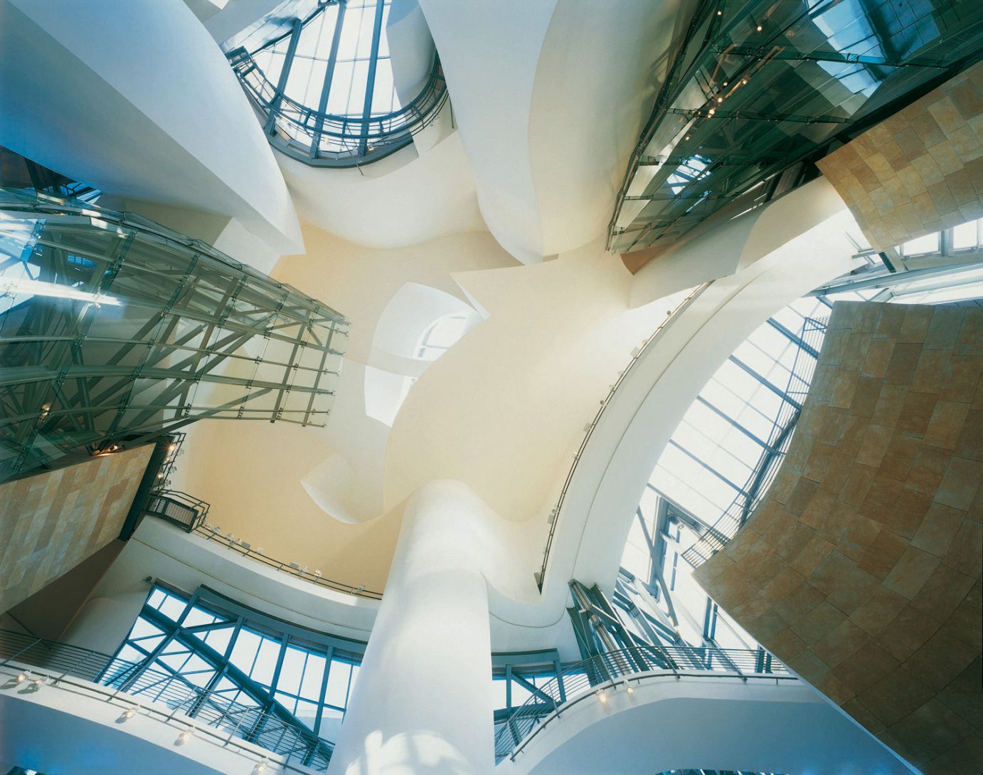 Inside the building, skylight | Guggenheim Bilbao Museoa