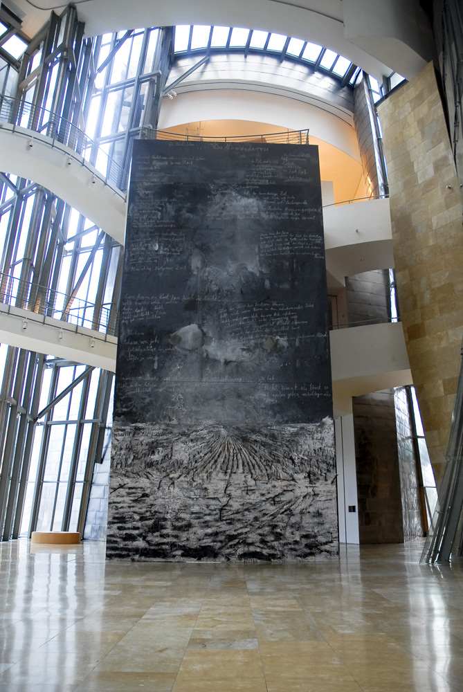 Oeuvre d'art à l'intérieur du bâtiment | Guggenheim Bilbao Museoa
