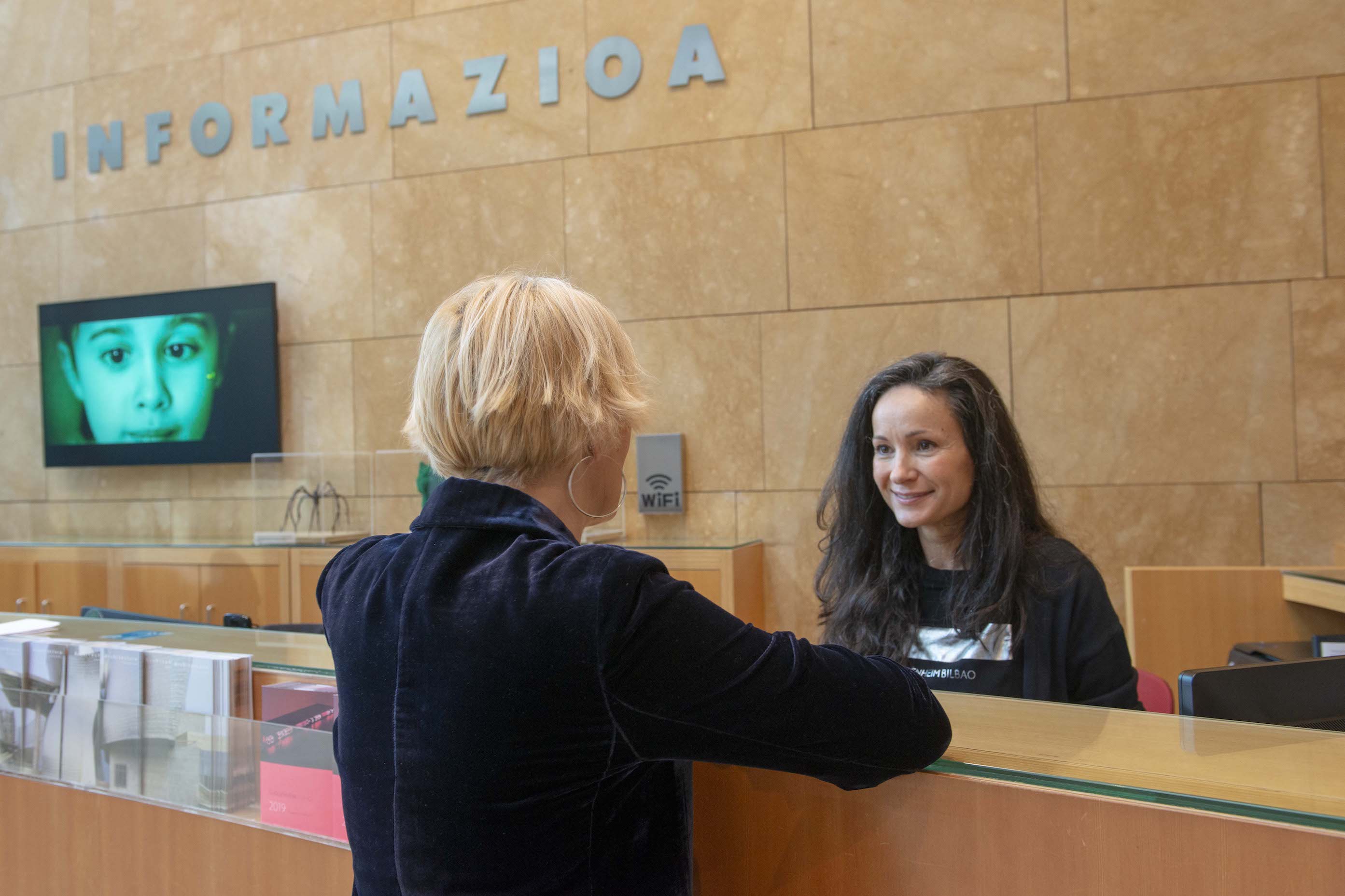 Information desk | Resources | Guggenheim Bilbao Museoa