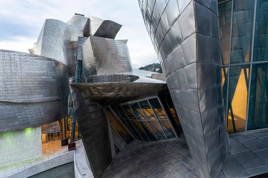 Frank Gehry, Guggenheim Museum Bilbao, design sketch of the riverfront  elevation, Bilbao, Spain (1991)
