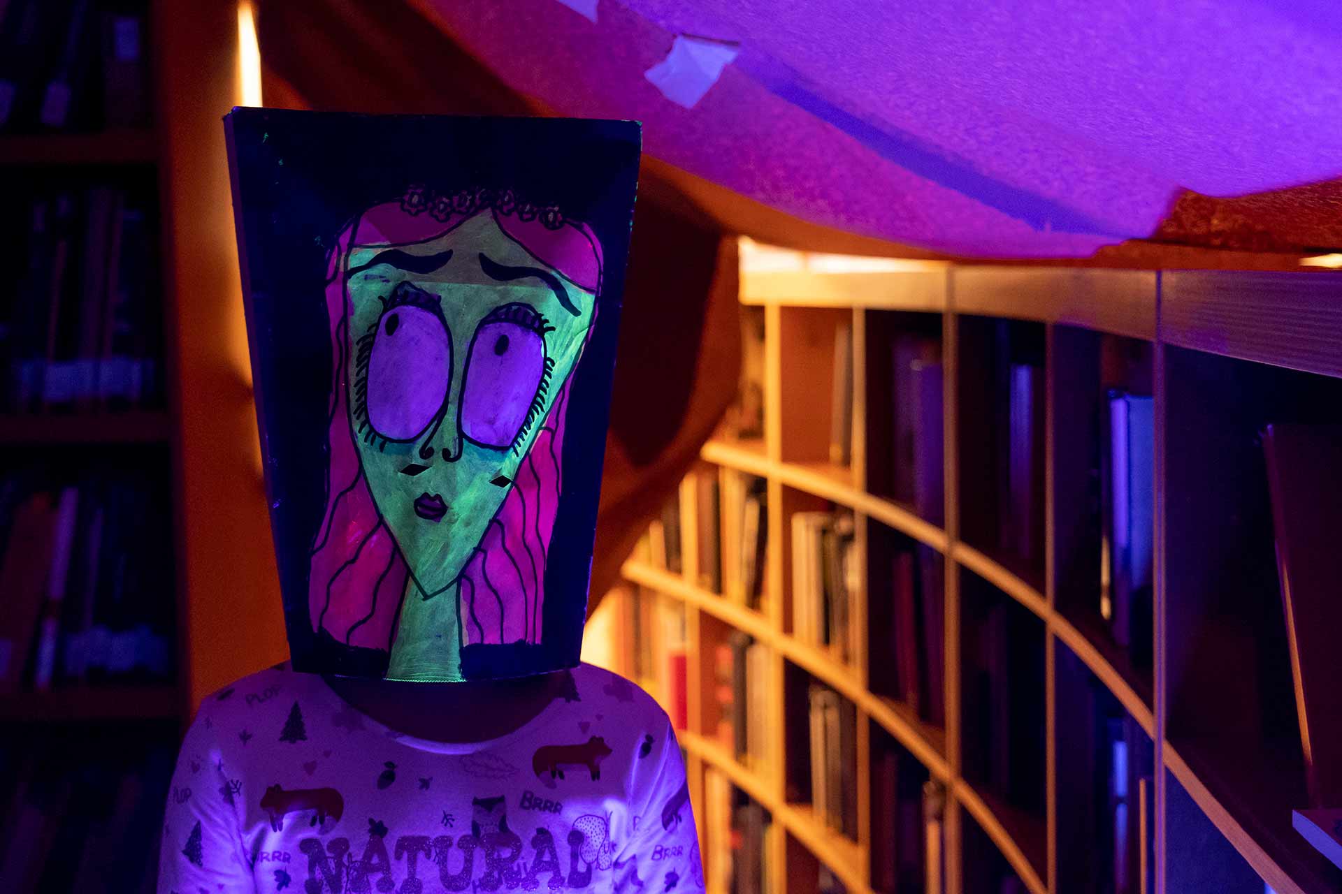 Books-Alive