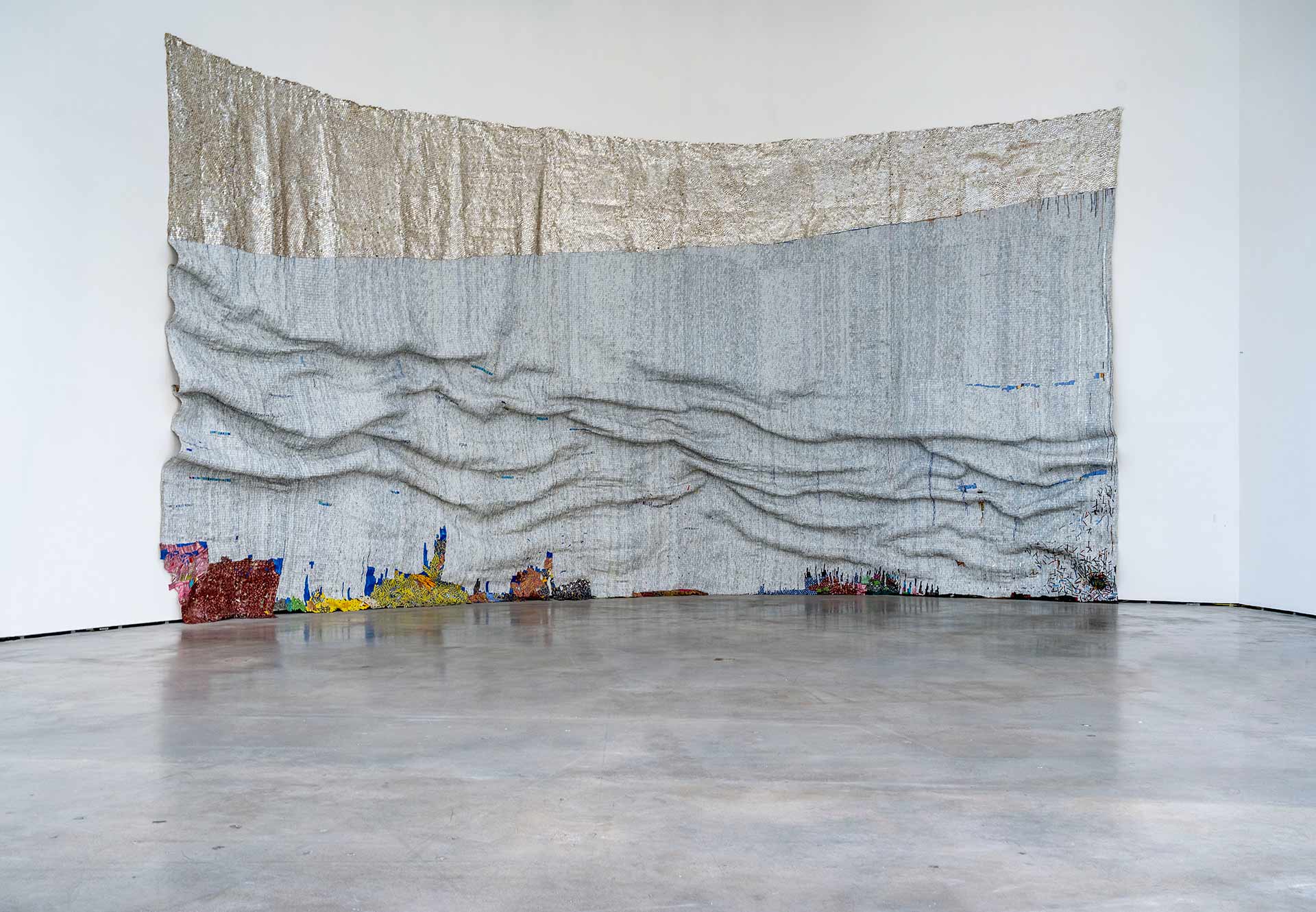 El-Anatsui-Rising-Sea