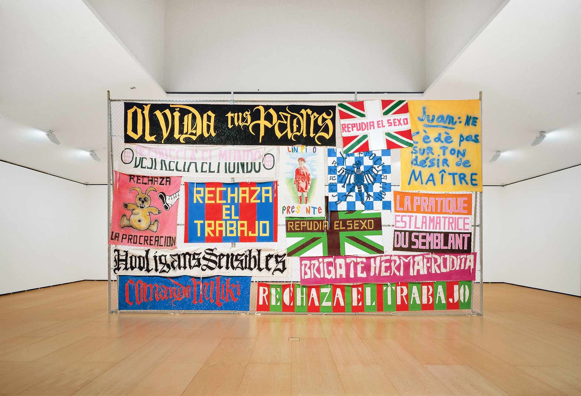 Perez-Agirregoikoa-Project-Turned-into-Installation-2007