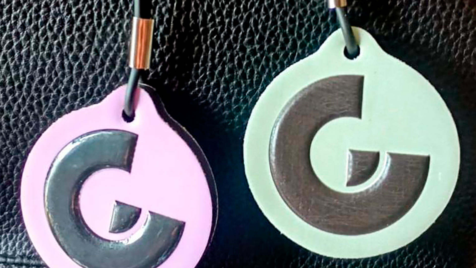 colgante-maleta-regalo